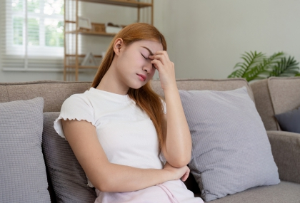 'Vùng kín' có mùi lạ và khô, bác sĩ tiết lộ '4 triệu chứng' có thể là teo âm đạo, phụ nữ mãn kinh càng không được bỏ qua