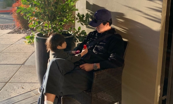 Sự thật đằng sau những đứa trẻ nhút nhát: 3 kiểu ông bố dễ khiến con thiếu tự tin