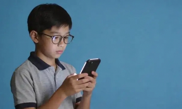Ngày càng nhiều trẻ rơi vào tình trạng 'thối não': Có 3 nguyên nhân chính và điện thoại chỉ xếp thứ hai