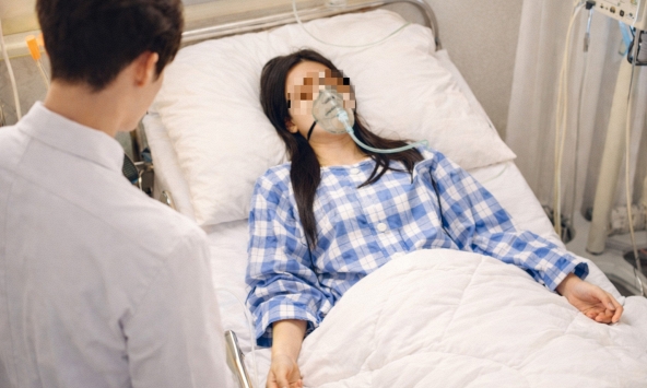  Cô gái 21 tuổi suýt chết vì đột quỵ, bác sĩ thở dài: “Cô ấy tưởng triệu chứng quen thuộc này là do thiếu ngủ”