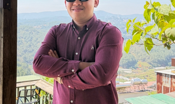 Dược sĩ 9x hút 2 triệu follow trên mạng xã hội: Bí mật đằng sau những clip 'gây bão'