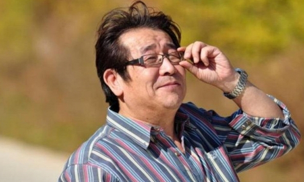 Người ngoài 60 tuổi nhưng có ít tóc bạc thường có 5 điểm chung: Có 4/5 thì xin chúc mừng!