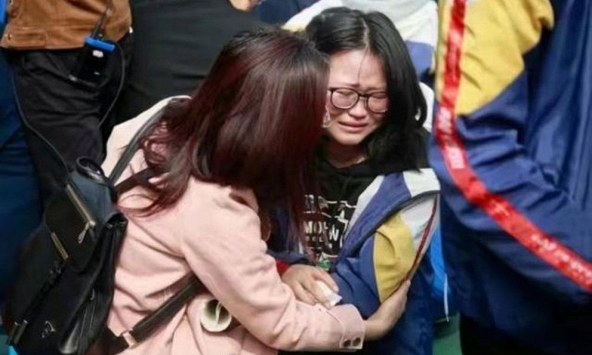 Nữ sinh nhận giấy báo đỗ ĐH top đầu, nộp 2 tỷ đồng nhưng nhập học nhà trường lại thông báo: “Chúng tôi chưa từng nhận em' 