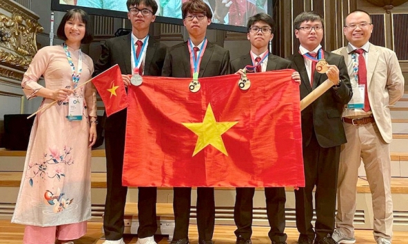 PGS.TS Nguyễn Thị Thu Hà: Gieo tri thức từ phòng thí nghiệm đến giảng đường