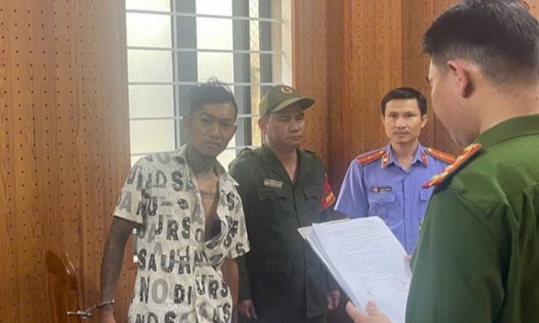 Thi hành lệnh bắt tạm giam Lương Quốc Thuận SN 1995