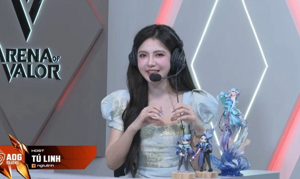 Fan nữ MU 'debut' tại giải đấu Liên Quân, cộng đồng game quốc dân được dịp nức lòng!