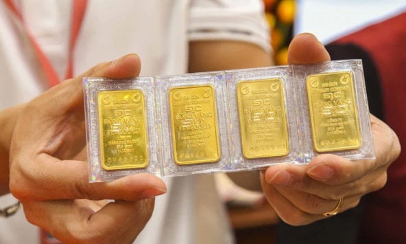 Giá vàng sụt giảm, người mua vàng đầu tuần đã lỗ gần 6 triệu đồng/lượng