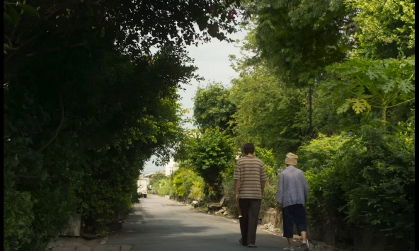 Bà lão ung thư giai đoạn cuối đi xin 800 triệu mua đất xây mộ: Bí mật về 'mảnh đất lành' níu giữ tình thân