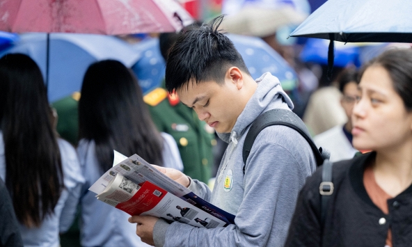 “Mẹ ủng hộ khi con muốn học cao đẳng nhưng lại lo lắng xã hội chỉ coi trọng bằng Đại học” 