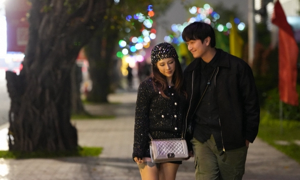 Nam diễn viên nổi tiếng VTV si mê mẹ đơn thân hơn 6 tuổi, sở hữu nhà 9 tầng ngay cạnh Hồ Tây