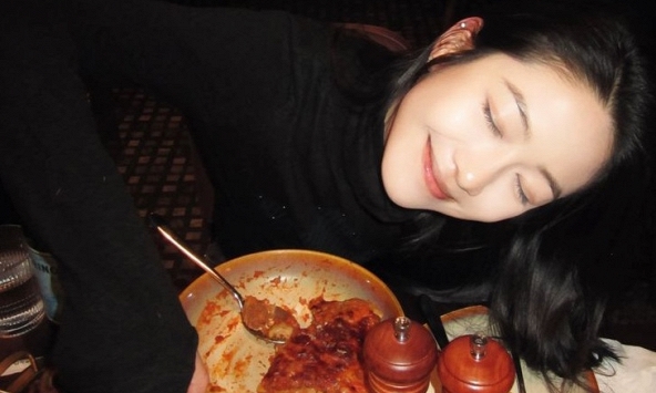 3 tín hiệu đáng mừng vào buổi tối cho thấy bạn có một lá gan khỏe mạnh, khả năng sống thọ cao