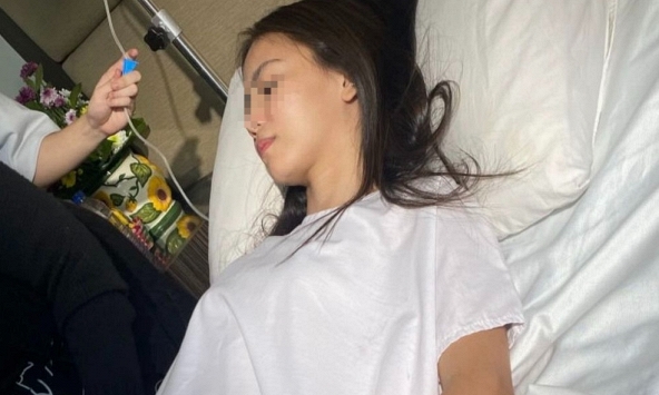 Người phụ nữ nổi tiếng sống lành mạnh bỗng mắc ung thư cổ tử cung, hàng xóm kháo nhau: 'Sạch quá hóa bệnh'