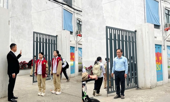 Bức ảnh thầy giáo trước cổng trường ở Hà Nội nhận 'bão' like, phụ huynh rần rần khen: 'Thật ấn tượng'