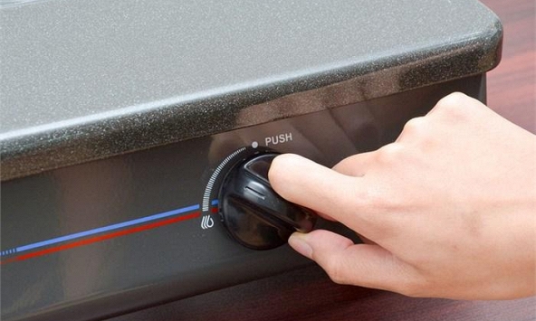 Gas tăng giá lần thứ 3 trong tháng: Chỉnh lửa to hay lửa nhỏ khi nấu thì tốn hơn? Nhiều người làm ngược