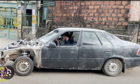 Xe cũ nát không thể sử dụng được nữa, chủ phương tiện muốn bán thì phải làm thủ tục gì?