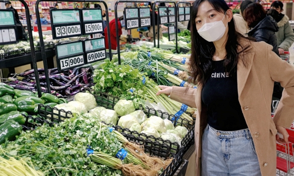 Đi chợ tháng 3: Tránh xa 5 loại rau trái mùa nhạt toẹt, dồn tiền mua 5 'cực phẩm' mùa xuân này mới là chuẩn bài