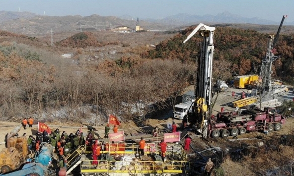 Phát hiện Trung Quốc đang vận hành tháp khoan hơn 30m, đào tìm thứ cả thế giới đang khao khát