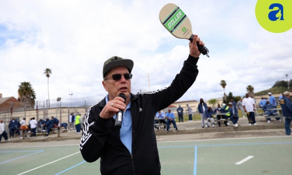 Roger BelAir: Gã triệu phú 'dở hơi' và giấc mơ mang Pickleball vào những nhà tù khủng khiếp nhất nước Mỹ