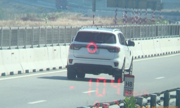 Toàn tuyến đường này đã phủ kín camera phạt nguội của Cục CSGT, mọi vi phạm đều bị ghi hình