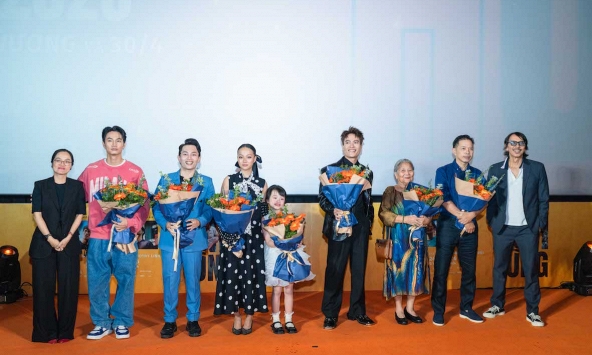 Thái Hoà 'Tôi chỉ quan tâm đến việc làm tốt vai diễn, moi việc khác có người khác lo'