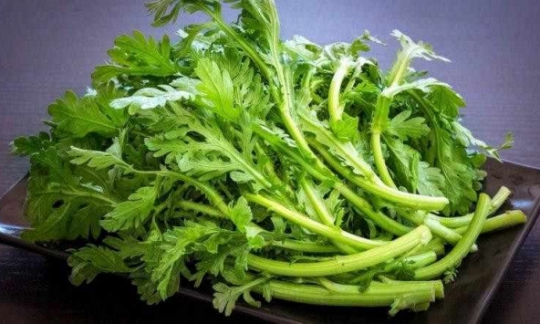 Nhiều người chọn rau củ chỉ vì vẻ ngoài, nhưng có những loại nên mua ít lại vì rủi ro sức khỏe cực cao