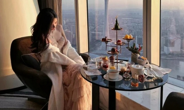 Người phụ nữ hút like MXH vì chiến lược 'lọc đàn ông' thông minh: 90% bình luận 'độc lạ mà quá thấm'