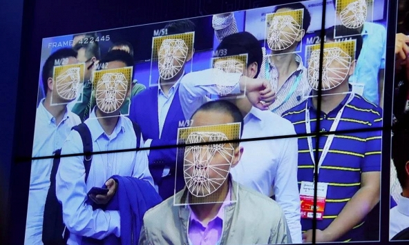 Cuộc truy lùng 20 năm cho thấy sự 'hiệu quả' của Trung Quốc: Tìm thấy sự thật giữa biển người mênh mông