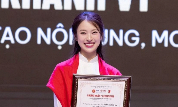 Sướng như Khánh Vy