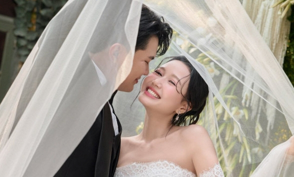 Chủ nhật tuần này cặp đôi nhạc sĩ - diễn viên Vbiz tổ chức đám cưới, nhiều nghệ sĩ xác nhận tham dự!