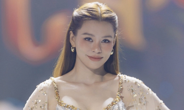 Bùi Lan Hương nổi giận khi bị gọi là ca sĩ “nhảm nhí 1 bài hit”, bật chế độ “phản hồi” với antifan