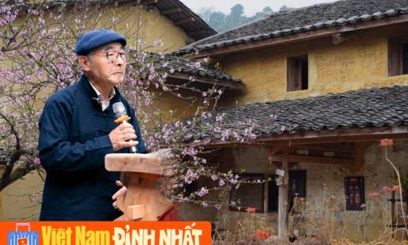 Chân dung khách Nhật đến Hà Giang hơn 100 lần, dành 200 triệu tích góp để làm một việc cực ý nghĩa cho dân bản