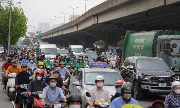 Thông báo quan trọng áp dụng từ 1/4: Tất cả người tham gia giao thông ở Hà Nội phải biết