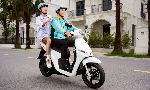  GSM miễn phí thuê, đổi pin 3 năm cho tài xế Xanh SM bike