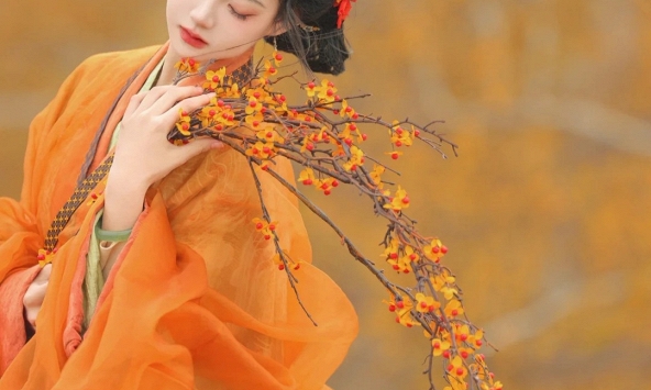 Trẻ nỗ lực trong im lặng, già hưởng phúc lộc an khang: 4 chòm sao hướng tới phú quý, chẳng màng muộn phiền