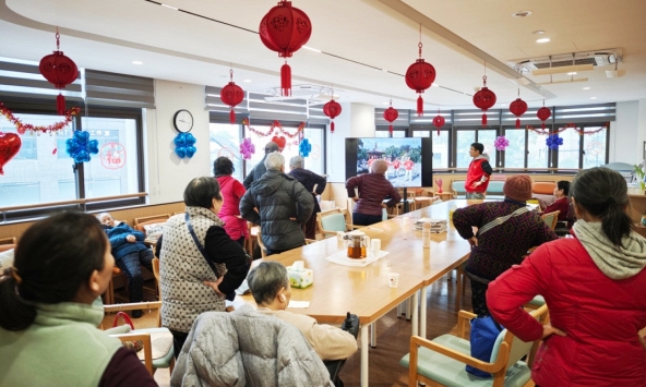 Xuất hiện viện dưỡng lão sáng đi chiều về, có ca riêng theo giờ: Ngay trong một khu dân cư