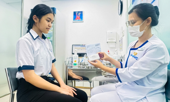 Nhiều ca não mô cầu xuất hiện, người dân đổ xô tiêm vắc xin tăng 400%