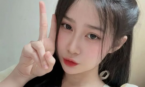 Sở hữu nhan sắc tuyệt trần, thế nhưng mỹ nhân này lại đánh 'lừa' người xem như thế này đây