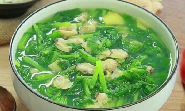 4 loại rau ở Việt Nam là “kho sắt xanh”, bổ máu hơn cả thịt bò: Top 1 tốt cho cả tim và dạ dày, nhiều người chê không ăn