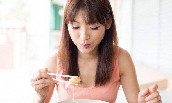 Không ăn nhiều đồ ăn nhiều dầu mỡ có thể vẫn bị gan nhiễm mỡ không? Bác sĩ tiết lộ 'loại thực phẩm này' thậm chí còn đáng sợ hơn