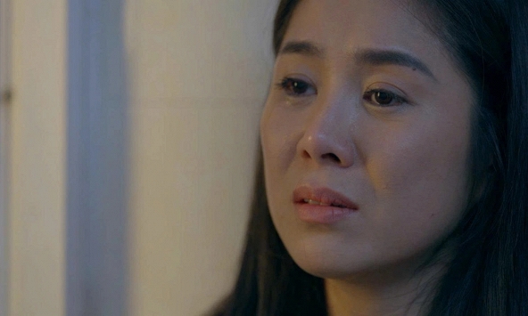 Mỹ nhân đóng chính cùng lúc 2 phim Việt đang cực hot, đổi mỗi kiểu tóc mà nhìn như người khác