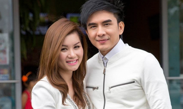 Vợ cũ Đan Trường chưa gỡ bỏ 3 chữ gây xôn xao