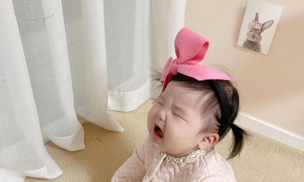 3 câu nói tưởng là an ủi, nhưng càng nói lại càng khiến trẻ 'sụp đổ'