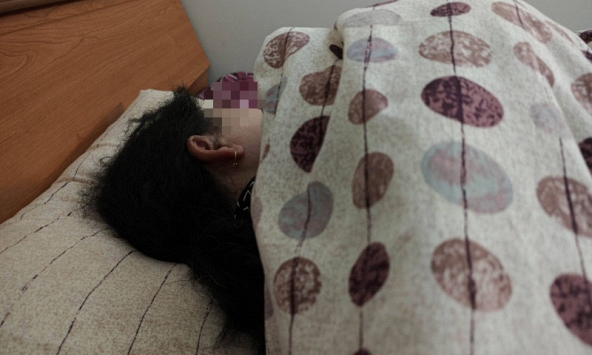 Người phụ nữ đang mạnh khỏe bỗng tử vong trong lúc ngủ, bác sĩ nói thẳng: 3 thói xấu này là 'thủ phạm'