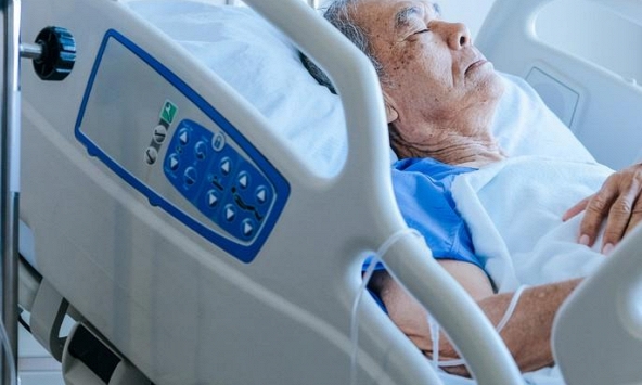 Nằm trên giường bệnh mới hiểu: Có 3 việc càng “lười”, tuổi già càng khỏe mạnh, hạnh phúc, đáng tiếc ít ai nhận ra