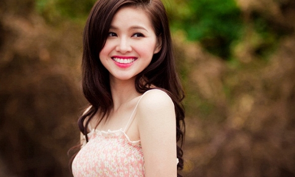 Nhan sắc của đệ nhất hot girl Tâm Tít sau khi lập gia đình thay đổi rao?