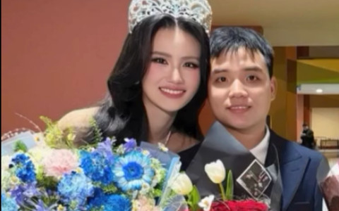 Nhìn bức ảnh này mới hiểu lý do Hoa hậu Ý Nhi yêu Anh Kiệt suốt 9 năm