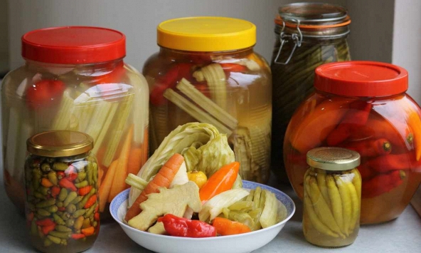 Ai cũng tưởng đồ chiên rán nguy hiểm nhất, nhưng “kẻ đứng đầu” gây ung thư đại trực tràng lại là món quen mặt này