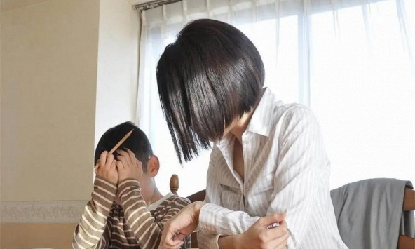 4 kiểu “yêu con” của cha mẹ đang âm thầm làm trẻ kém thông minh: Bạn có chắc mình không mắc phải?