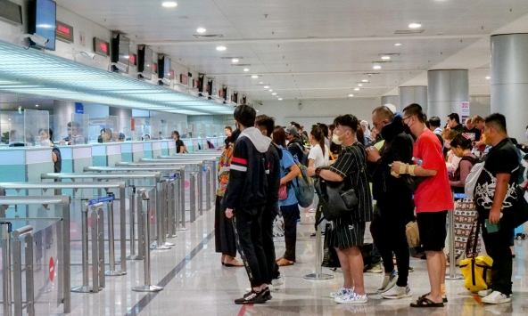 Công an TP.HCM cảnh báo: Cần làm ngay điều này khi chuyến bay đột ngột đổi giờ chót