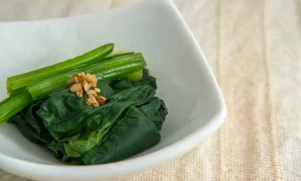 Bị xếp ở top 'bẩn nhất' suốt 2 năm, nhưng loại rau này lại rất bổ máu, đáng tiếc nhiều người đang ăn sai cách